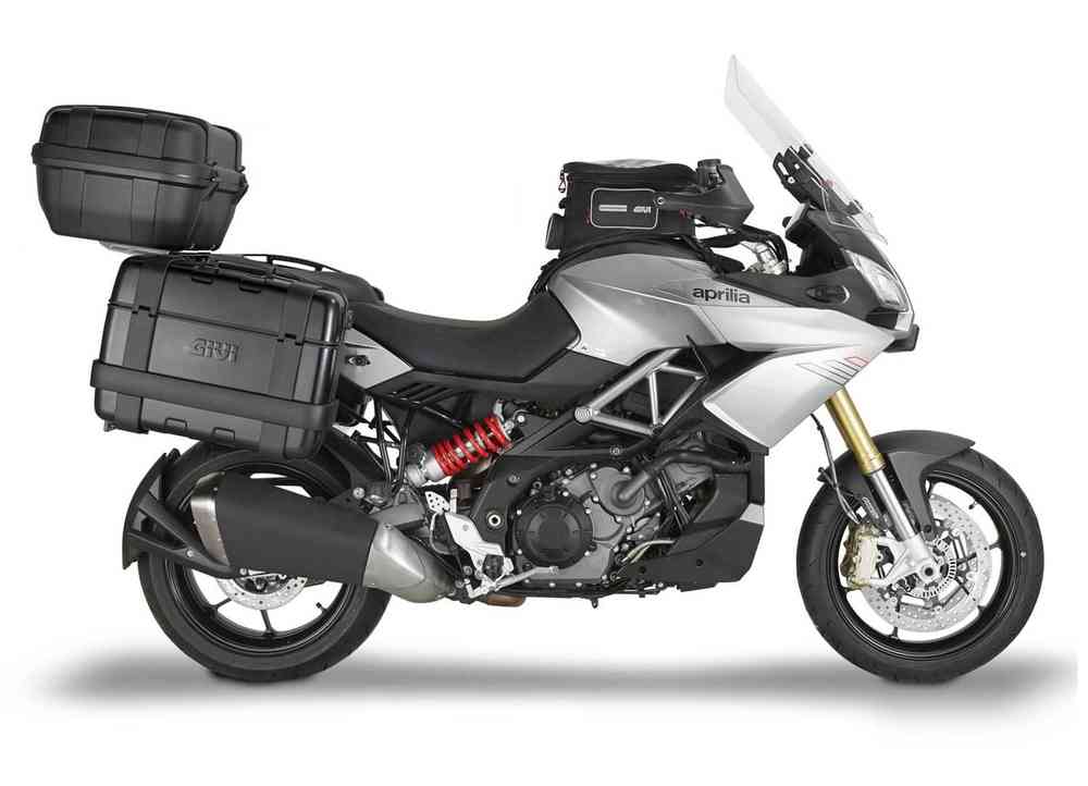 GIVI TRK46B トレッカーブラックライン 46L 　メタルラック[E120B]　付き 中古美品！ GIVI(ジビ) TRK46B ブラック パニアケース モノキー 46L